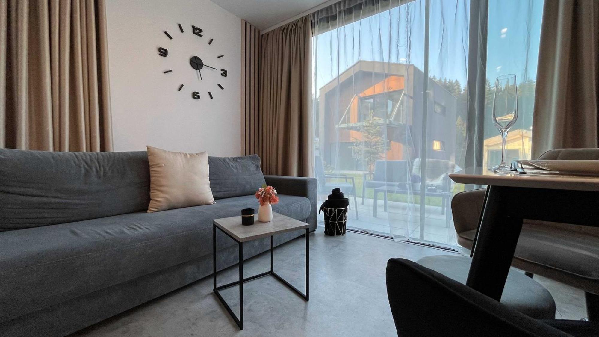 Apartmanhrabovob14 รูชอมแบรอค ภายนอก รูปภาพ